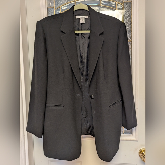 Nygard Collection Women's Black Blazer with Notched Lapel - Picture 1 of 5
